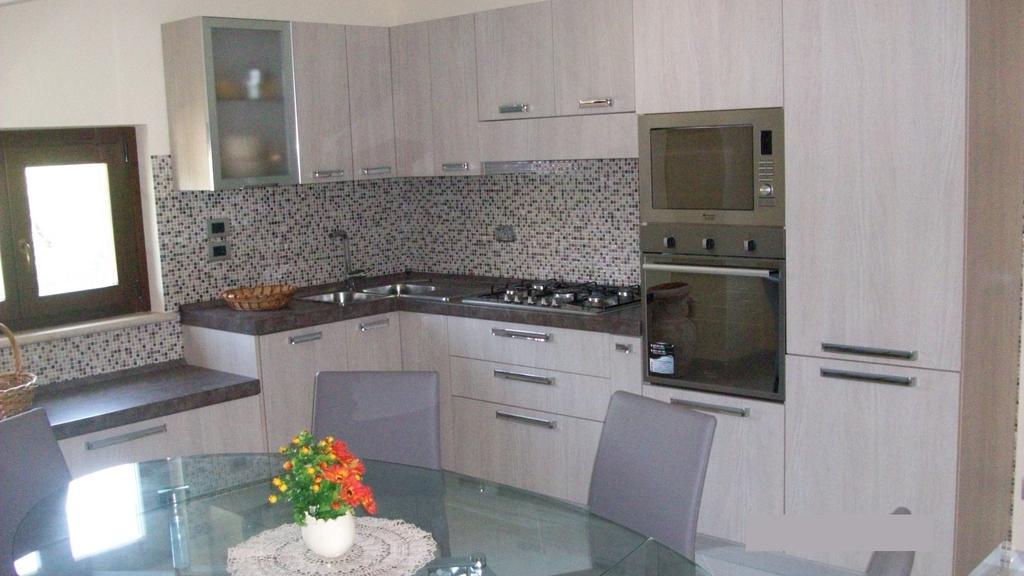 Il Giardino Degli Ulivi Bed & Breakfast Canneto  Екстериор снимка